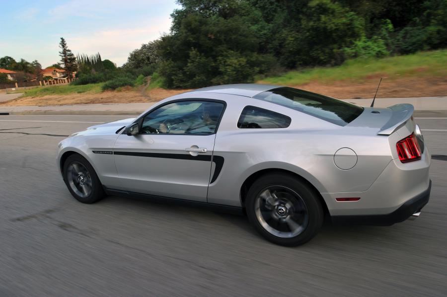  Ford Mustang V6 2011 года  (фото 89 из 93)